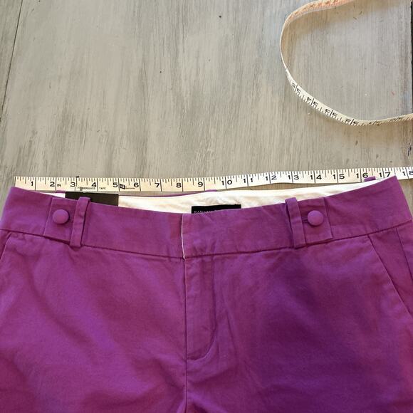 NWT Banana Republic Purple Ryan Fit Shorts 3” Inseam Women’s Sz 12 Button Accent - Picture 5 of 8